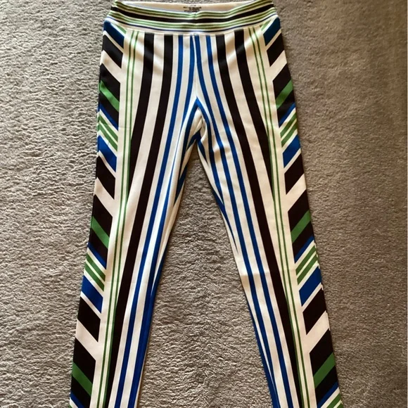 Track Suit - Picture 6 of 6